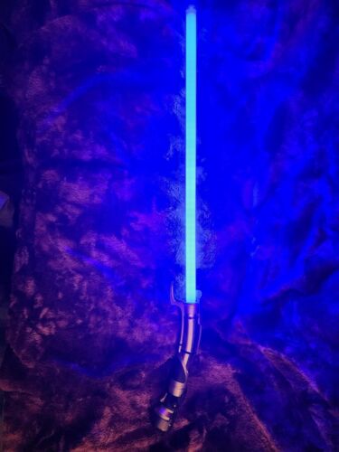 Count Dooku Lightsaber (Jedi)