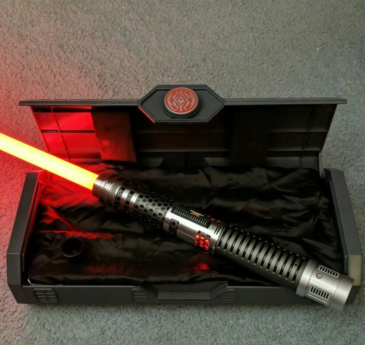 Darth Maul Lightsaber (Shadow)